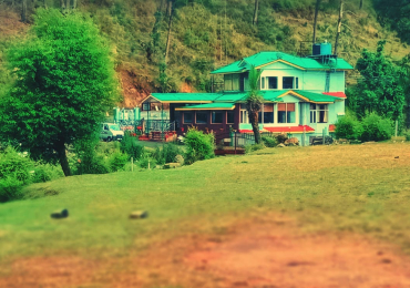 Luxurious Hotel in Dharmshala for Couples & Travelers